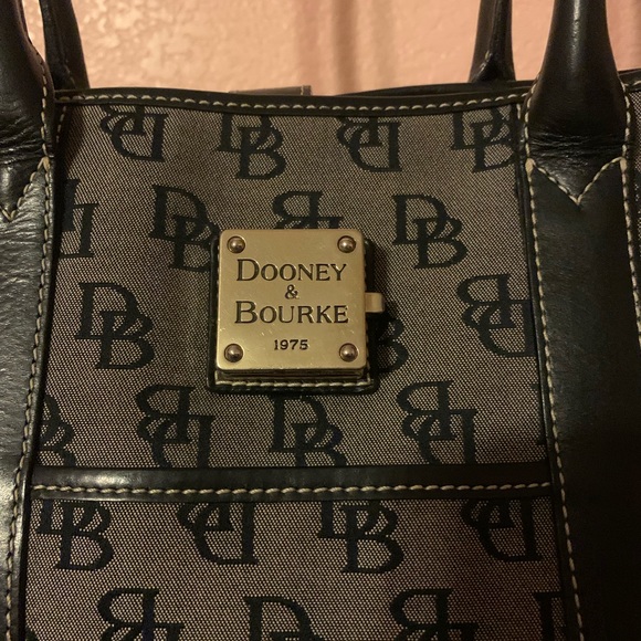 Dooney and Bourke tote - Picture 3 of 13
